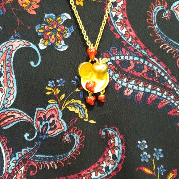 Black paisley knotted blouse - Picture 2 of 6